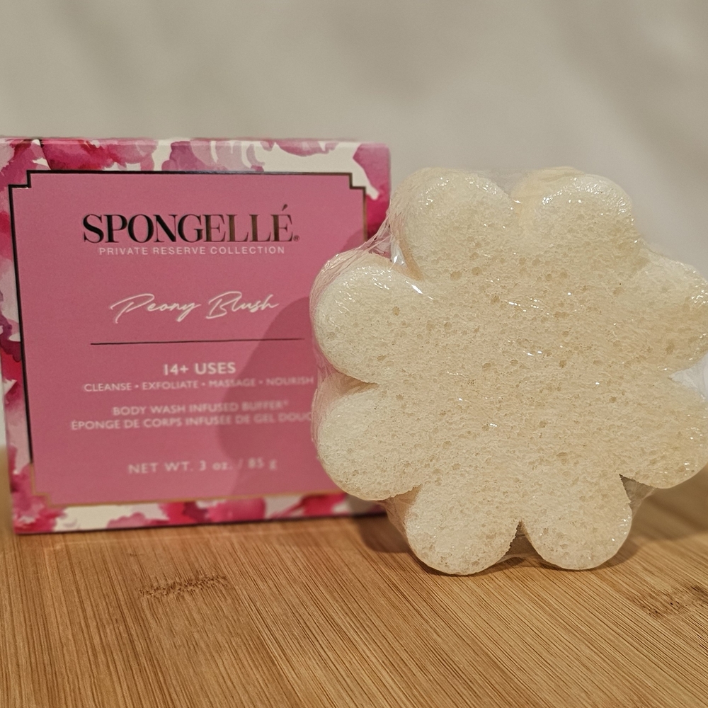 *NEW* Spongelle Pink Exfoliant and Scrub Bath & Body - Picture 3 of 4
